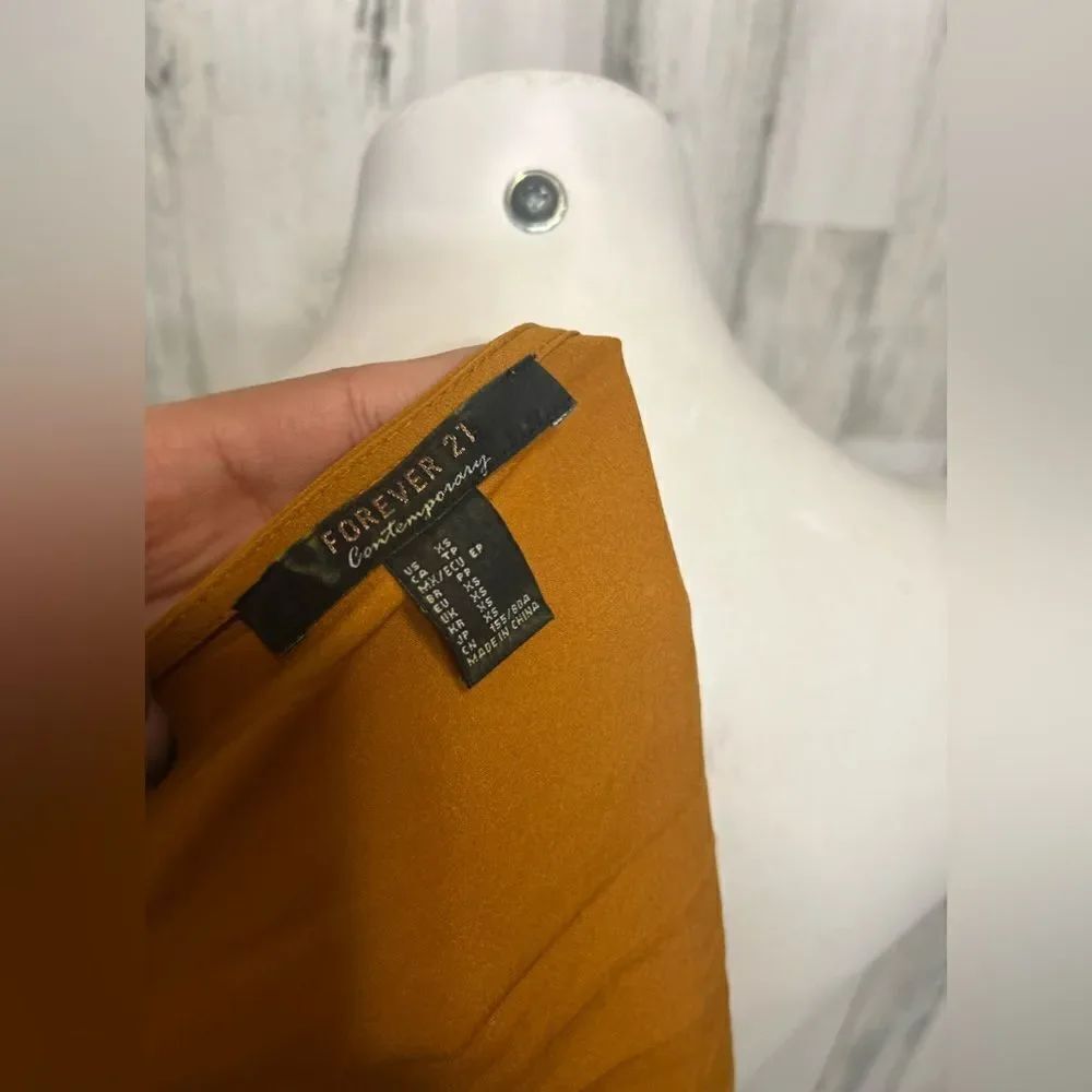 Blouse   - Picture 2 of 6